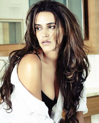 Neha Dhupia